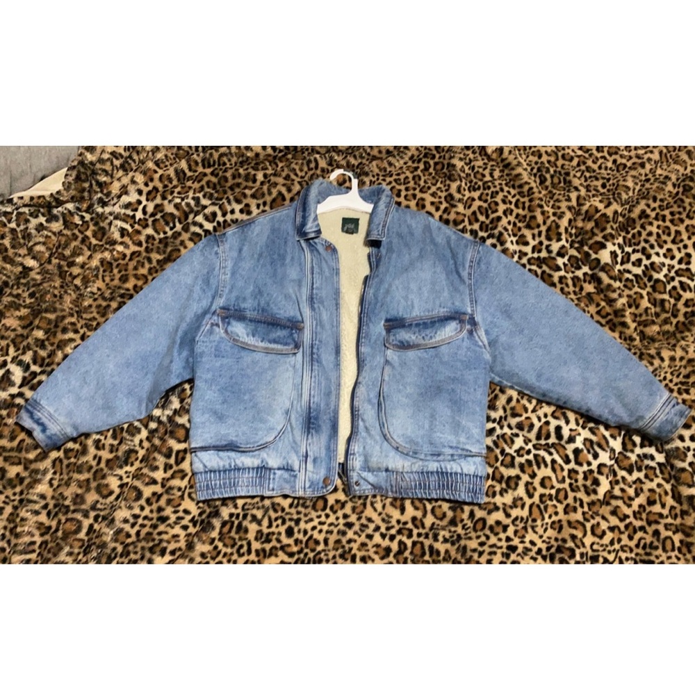 ❌⭕️❌⭕️jean jacket.